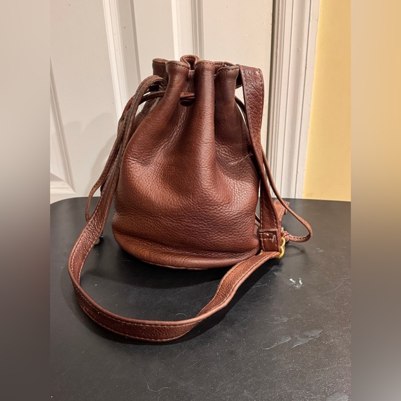 Coach Rich Brown Leather Crossbody drawstring bucket Bag vintage 4437 - Picture 2 of 9